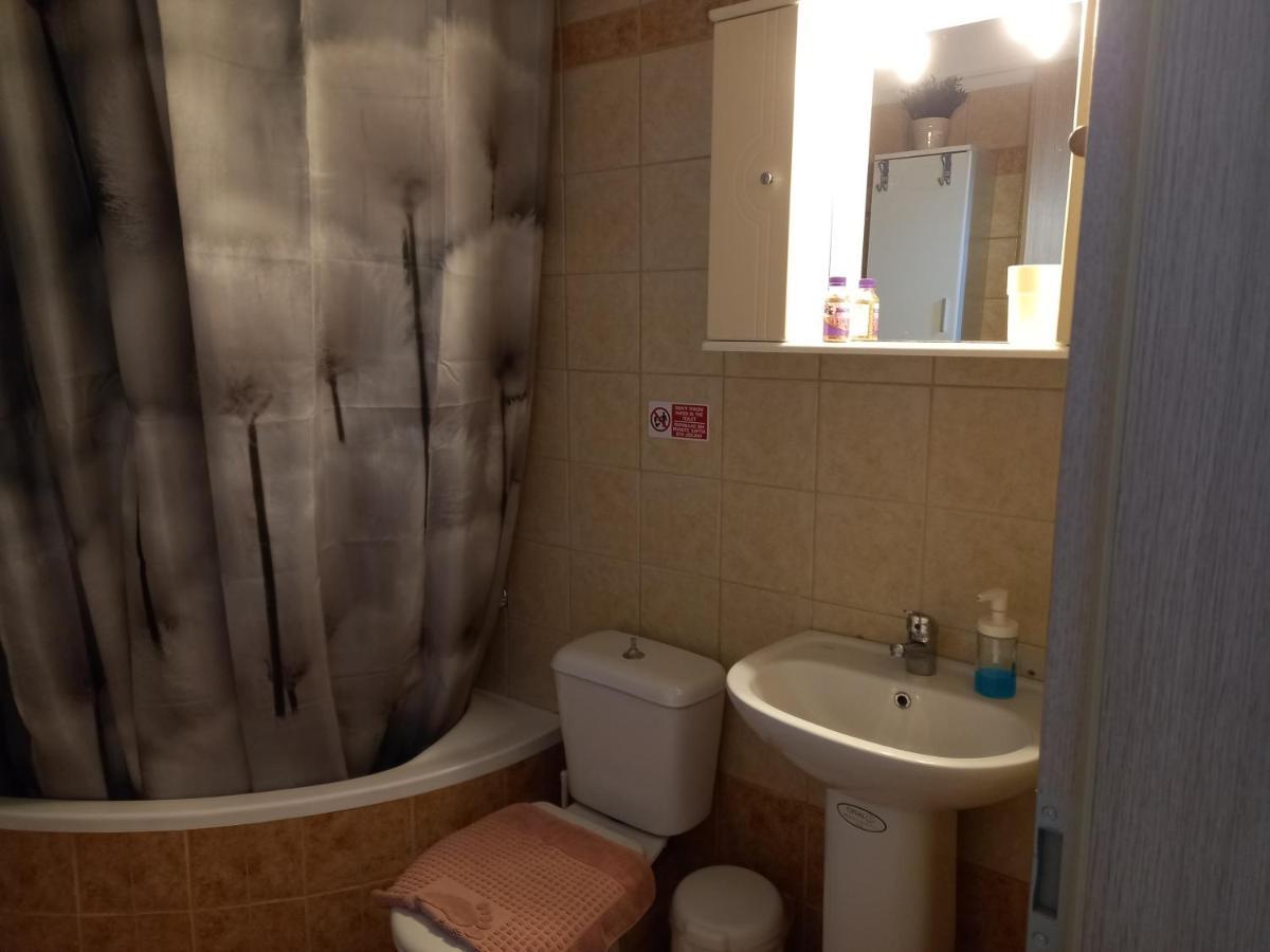 Peramos Apartments Néa Péramos Dış mekan fotoğraf