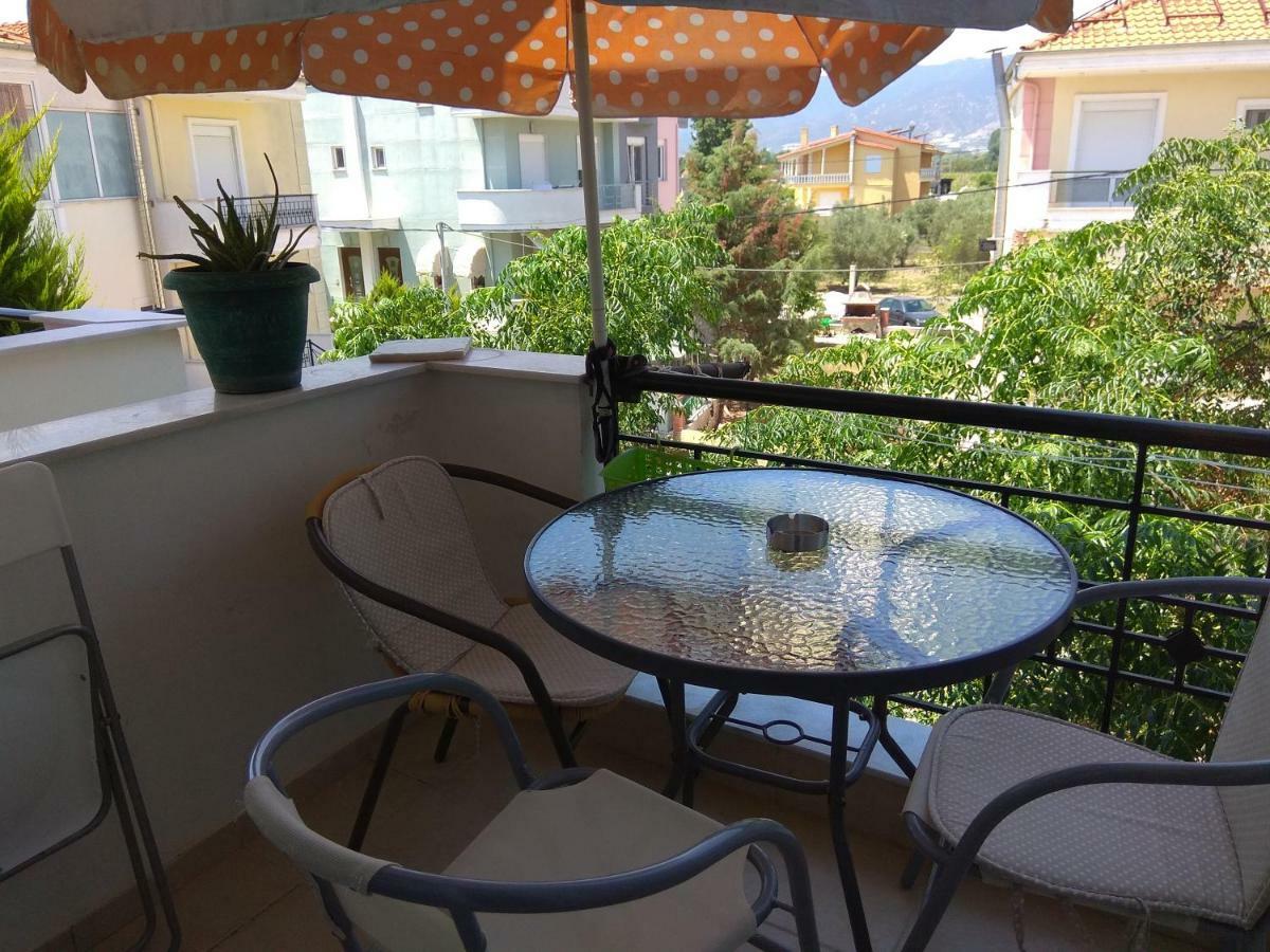 Peramos Apartments Néa Péramos Dış mekan fotoğraf