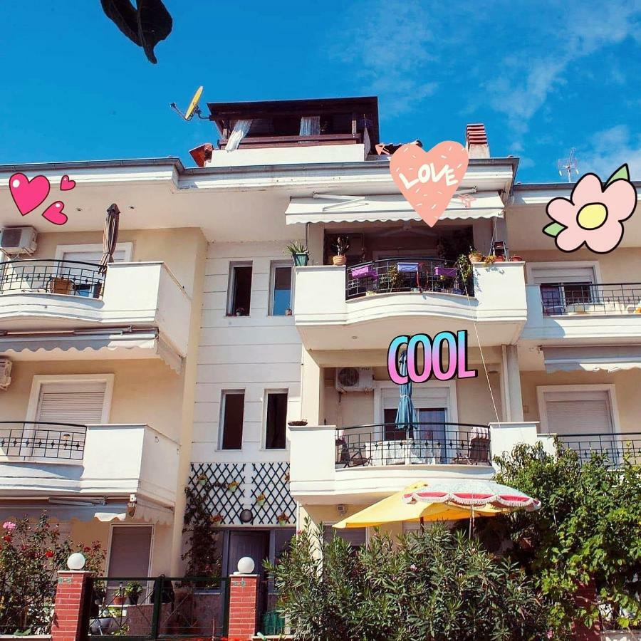 Peramos Apartments Néa Péramos Dış mekan fotoğraf
