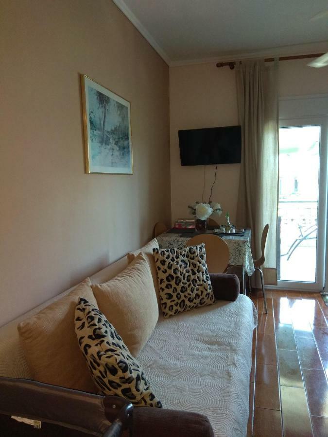 Peramos Apartments Néa Péramos Dış mekan fotoğraf